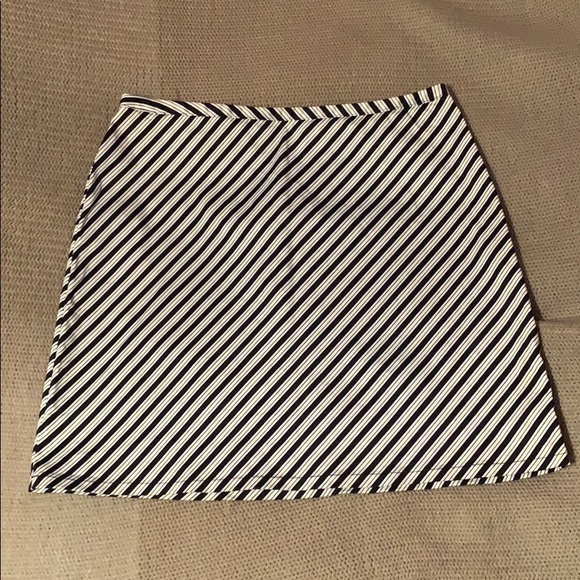 Express Dresses & Skirts - Express skirt!!! Size 9/10!